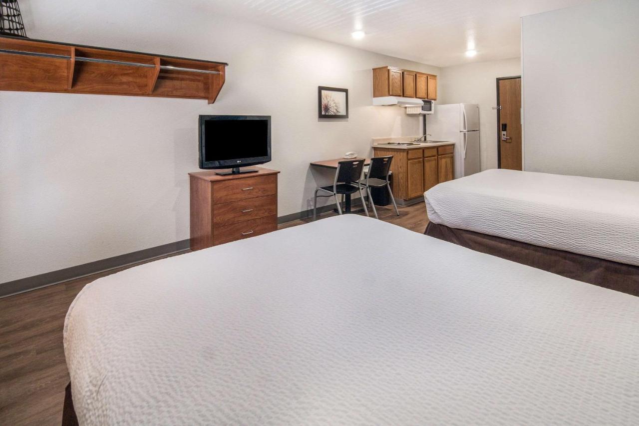 Woodspring Suites Denton Luaran gambar