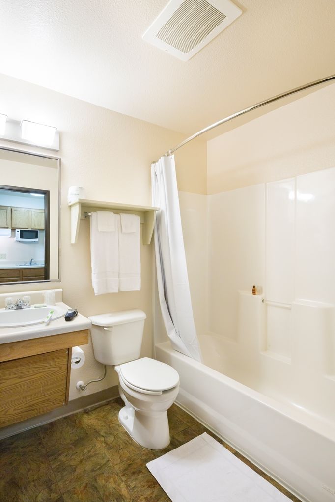 Woodspring Suites Denton Bilik gambar